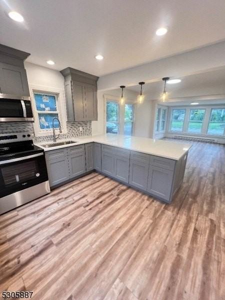 54 Vernon Ave #A - Photo 2 of 9