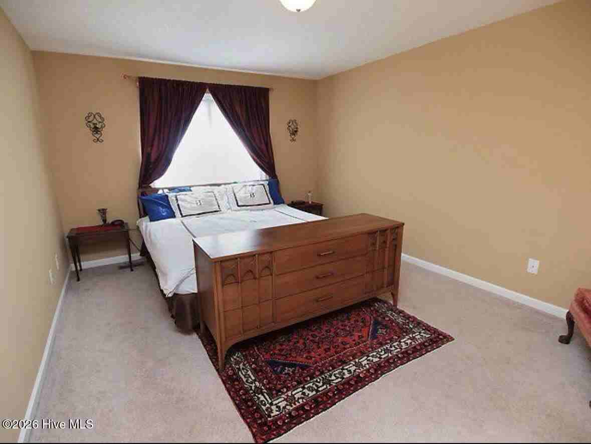 245 Woodgreen Dr - Photo 6 of 8