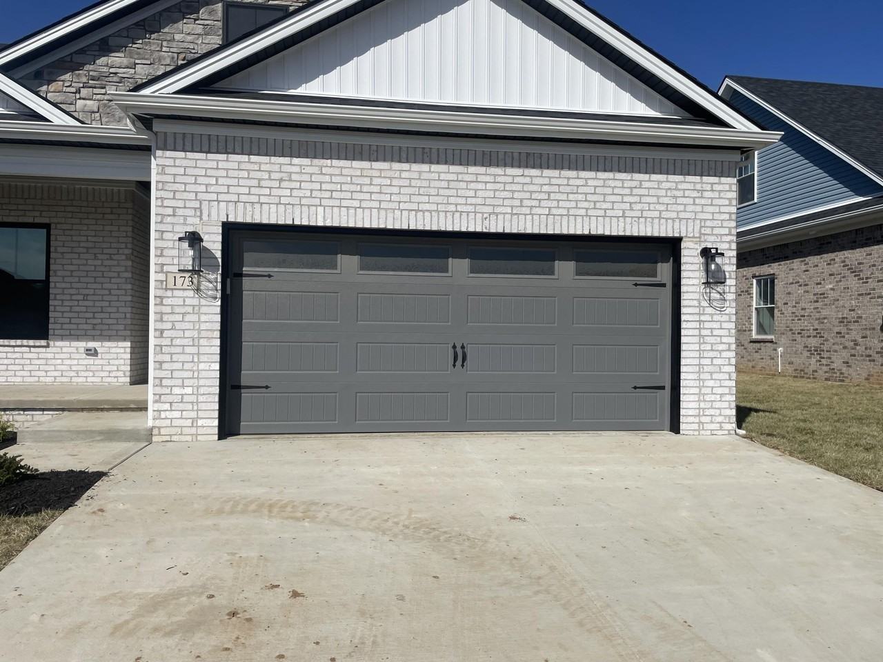 173 Ruth Miller Dr - Photo 2 of 17