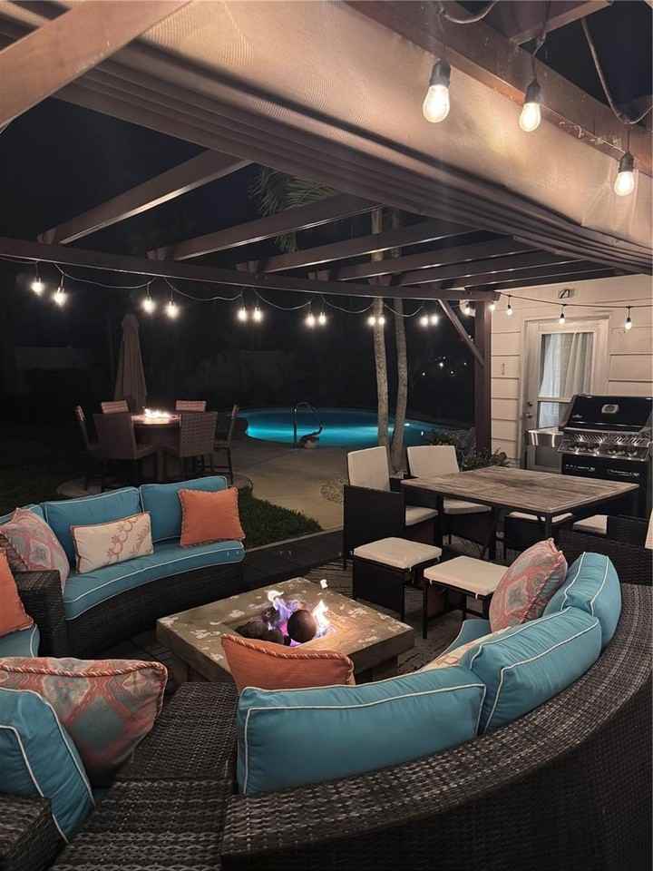 6304 Beechwood Ave - Photo 3 of 50