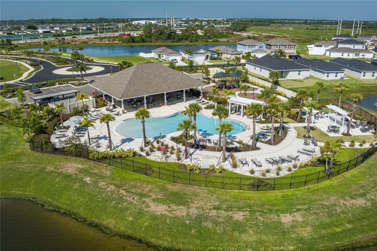 10468 Wet Marsh Cv - Photo 5 of 24