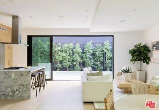 9064 Harland Ave - Photo 6 of 7