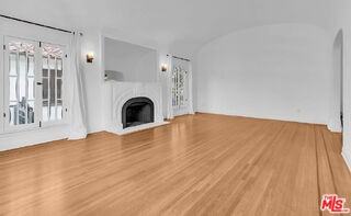 6131 W 5th St - Photo 3 of 8