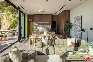 8777 Hollywood Blvd - Photo 5 of 8