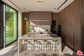 8777 Hollywood Blvd - Photo 6 of 8