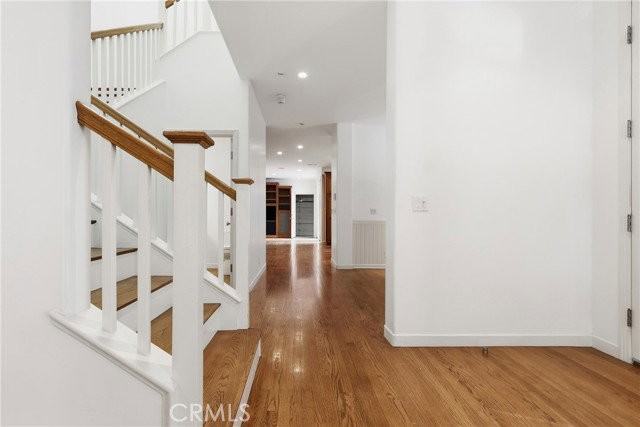 500 3rd St - Photo 2 of 7