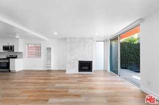 122 Buccaneer St #1 - Photo 3 of 8