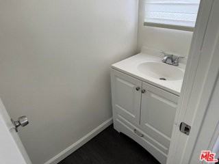 10815 Rose Ave #1 - Photo 3 of 8