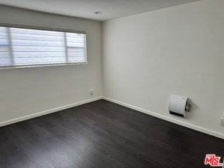 10815 Rose Ave #1 - Photo 5 of 8