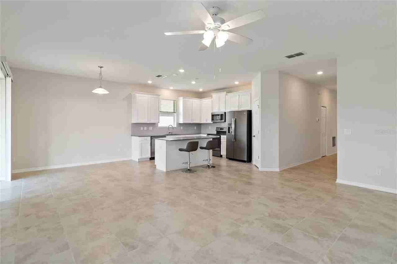 1651 Chatsworth Cir - Photo 6 of 37