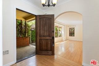 1974 Preuss Rd - Photo 3 of 8