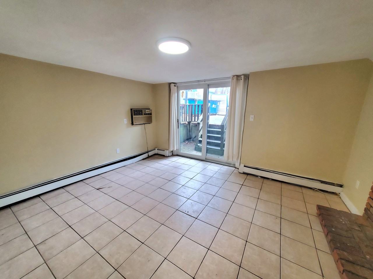 23 Suffolk St #1 - Photo 2 of 8