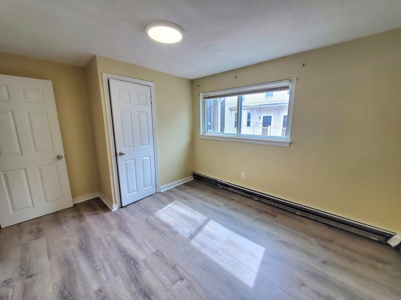 23 Suffolk St #1 - Photo 5 of 8