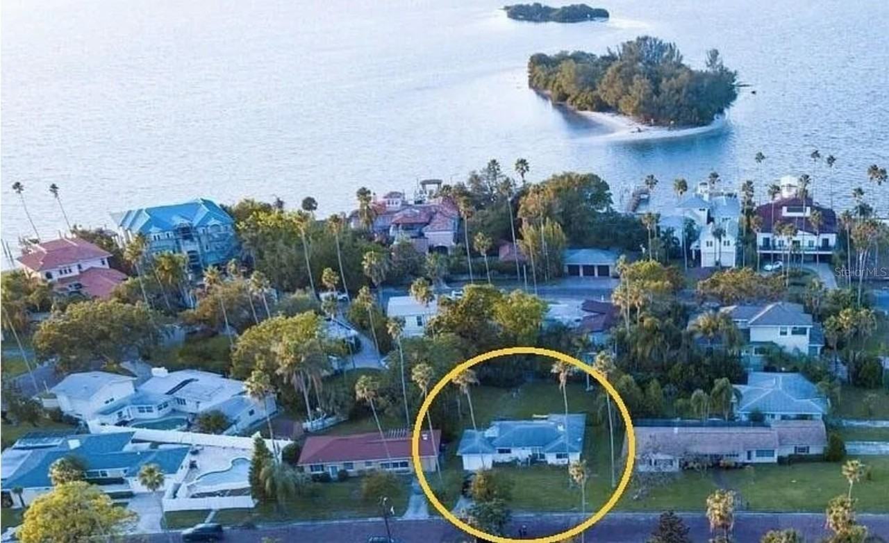 1790 Santa Barbara Dr - Photo 3 of 21