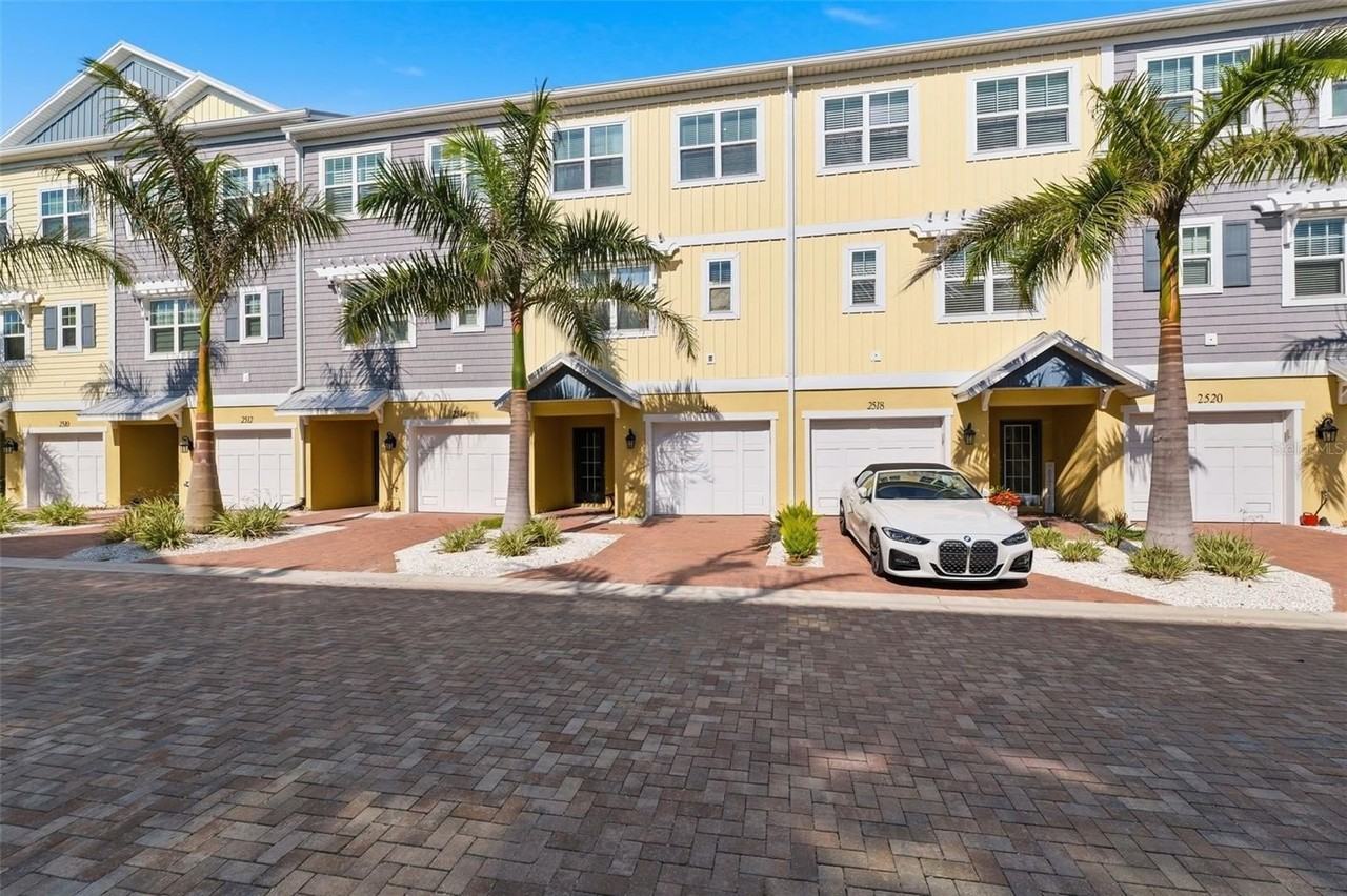 2516 Coral Ct - Photo 2 of 50