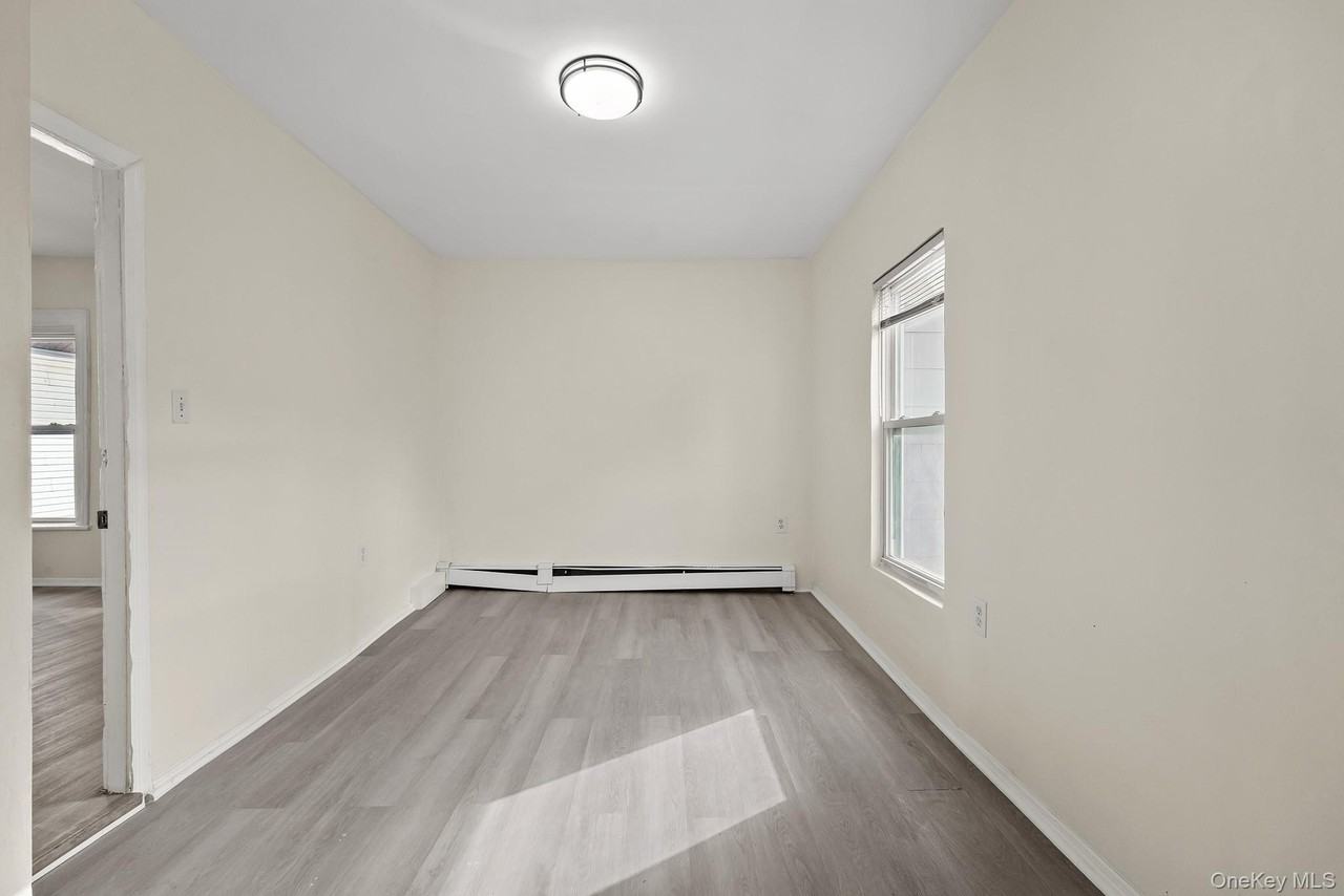 11 Lafayette Pl #2 - Photo 3 of 9