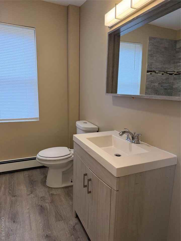 79 Brook St - Photo 7 of 11