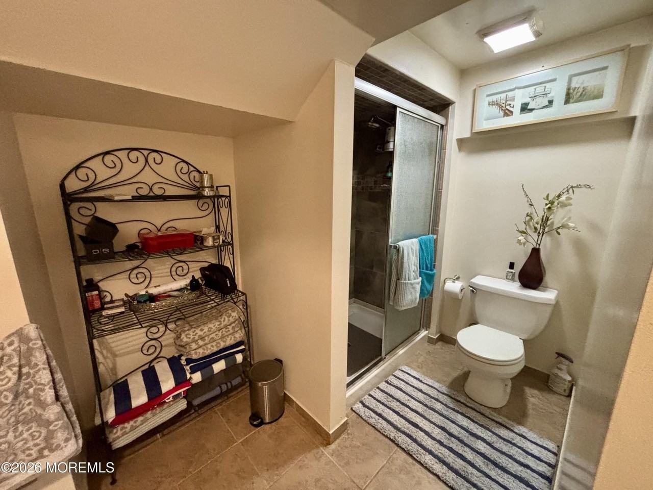 32 Whitney Dr - Photo 6 of 13