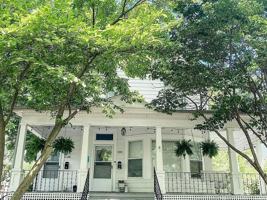 featured image of 1105 1/2 N Clinton Blvd Unit 1