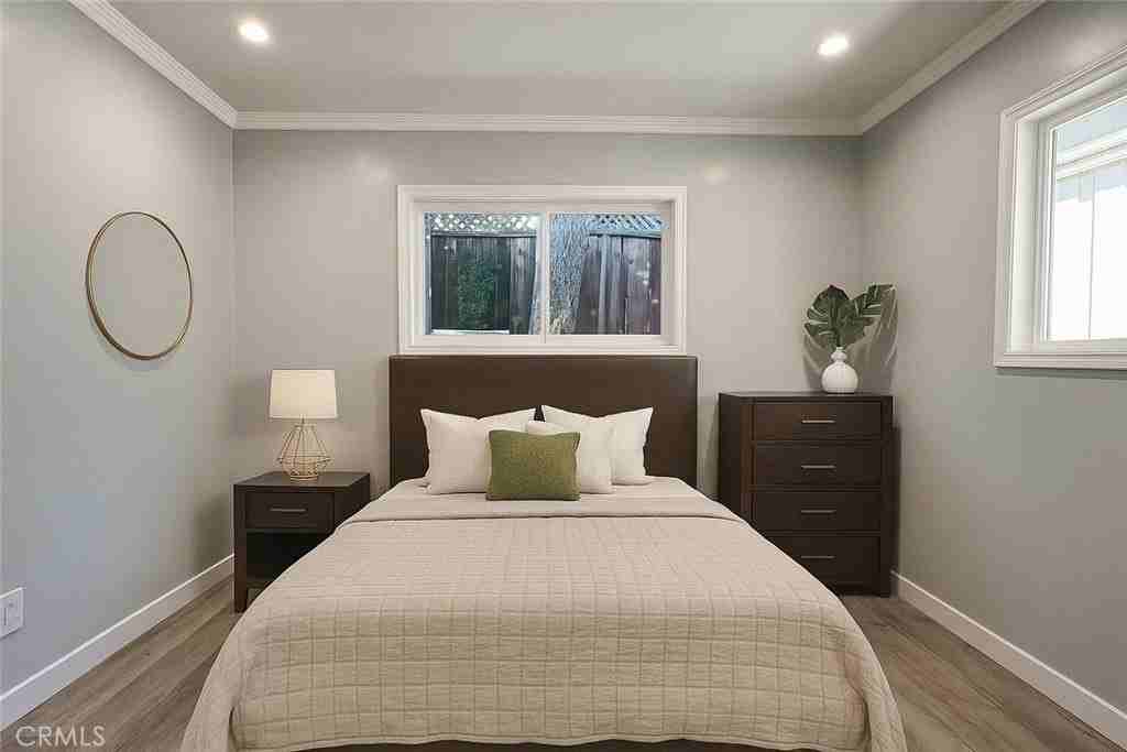 457 Seaward Rd #B - Photo 3 of 15