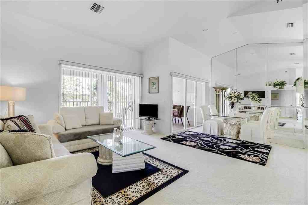 13131 Castle Harbour Dr Apt M3 - Photo 5 of 27