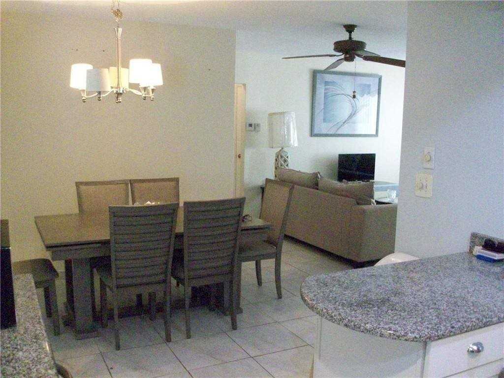 5039 Nw 42nd St - Photo 6 of 36