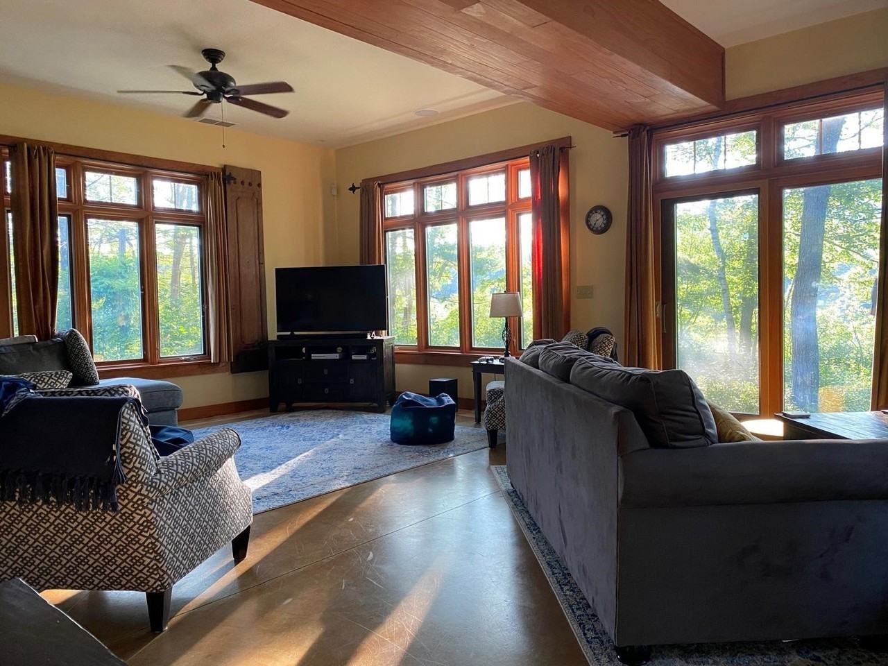 150 Woodcrest Rd - Photo 6 of 16