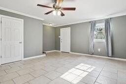 2900 Lexington Dr - Photo 4 of 15