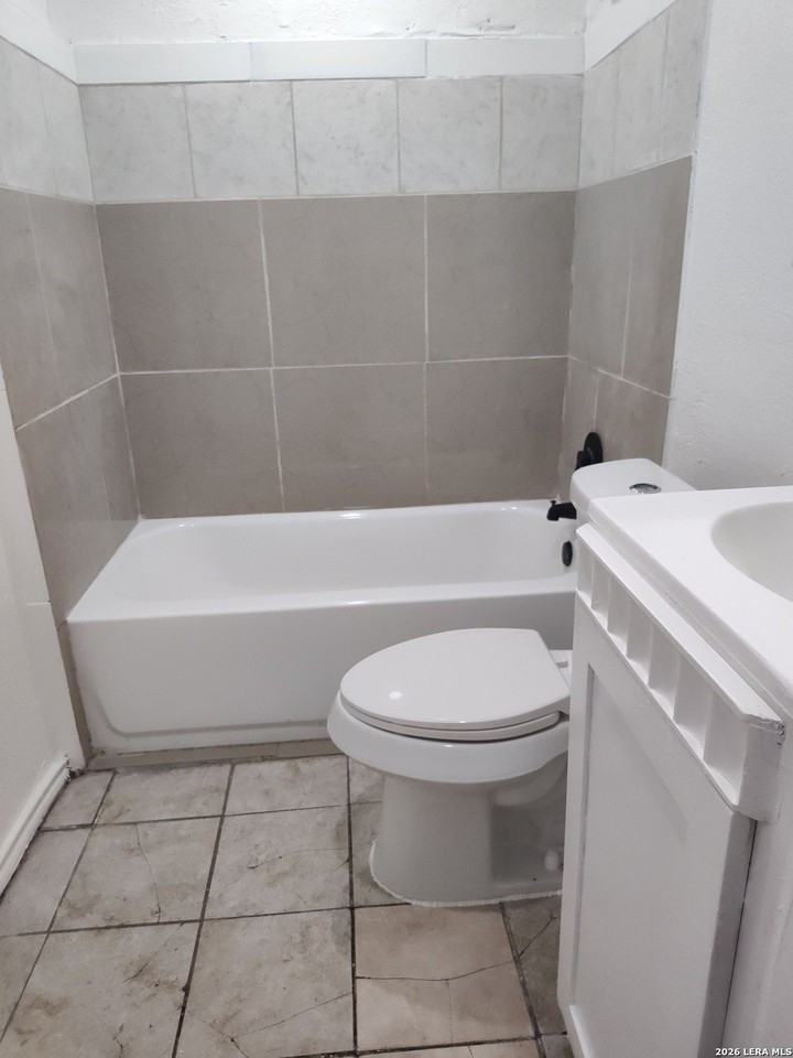 620 Linden Ave Unit 2 #3 - Photo 5 of 6