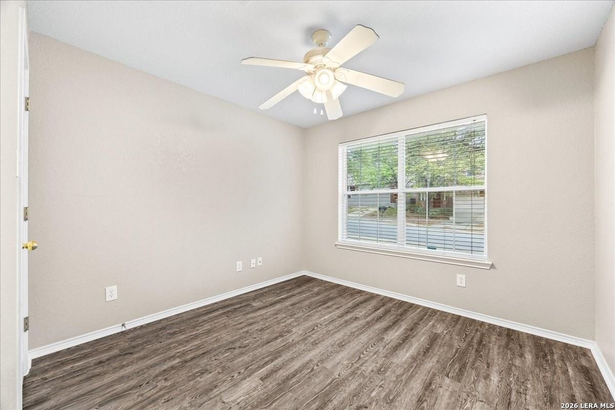 5430 Tomas Cir - Photo 3 of 18