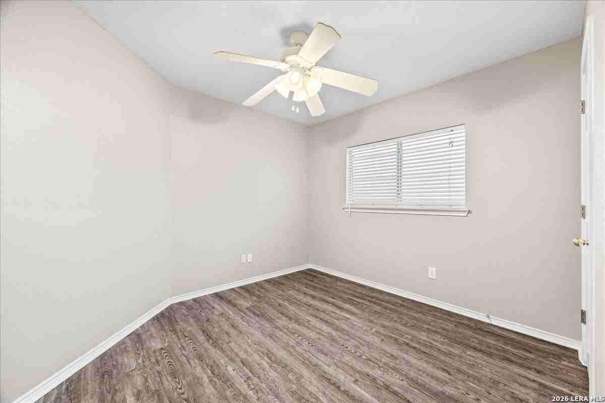 5430 Tomas Cir - Photo 4 of 18