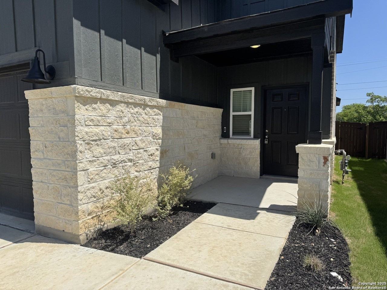 133 Windmill Breeze - Photo 2 of 18