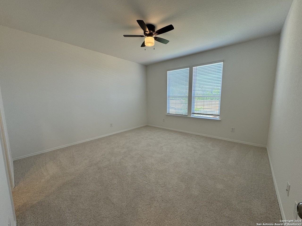 133 Windmill Breeze - Photo 7 of 18