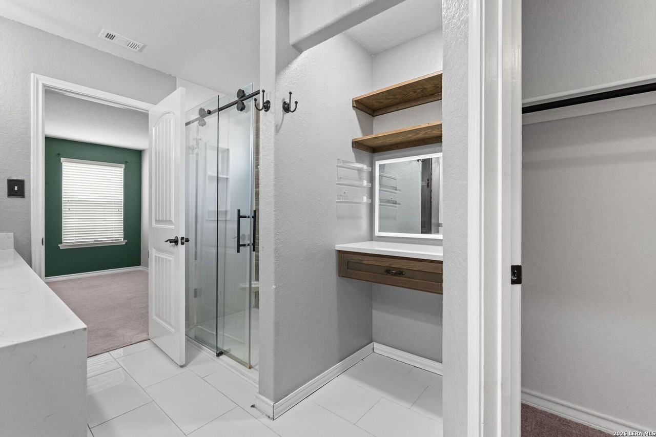 2819 Davis Trce - Photo 7 of 16