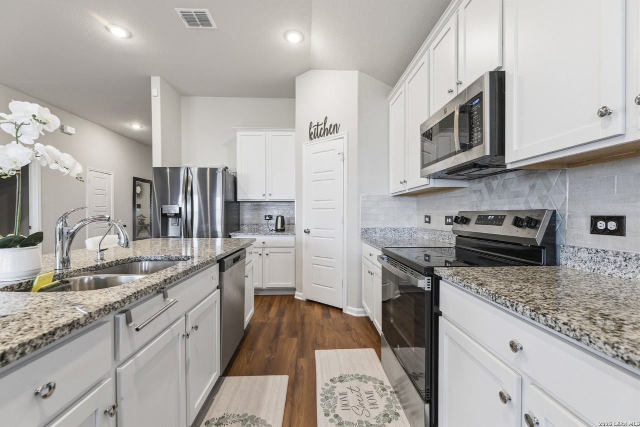 5538 Jade Vly - Photo 7 of 25