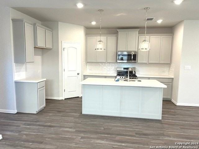 2043 Chelsea Grv - Photo 4 of 22