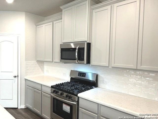 2043 Chelsea Grv - Photo 5 of 22