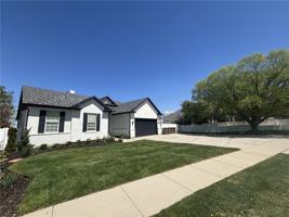 featured image of 859 E Molasses Mill Dr