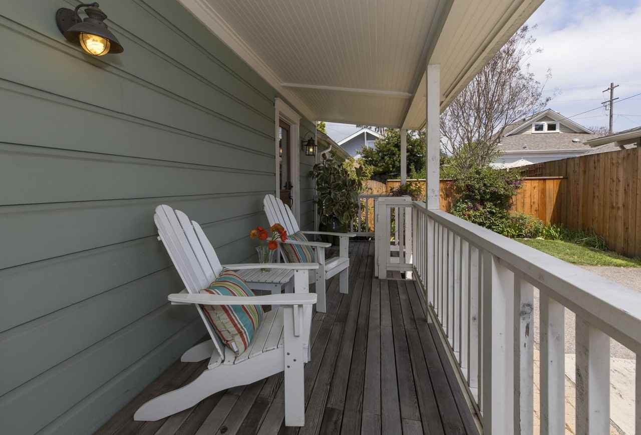 1132 Curley Ave - Photo 2 of 14