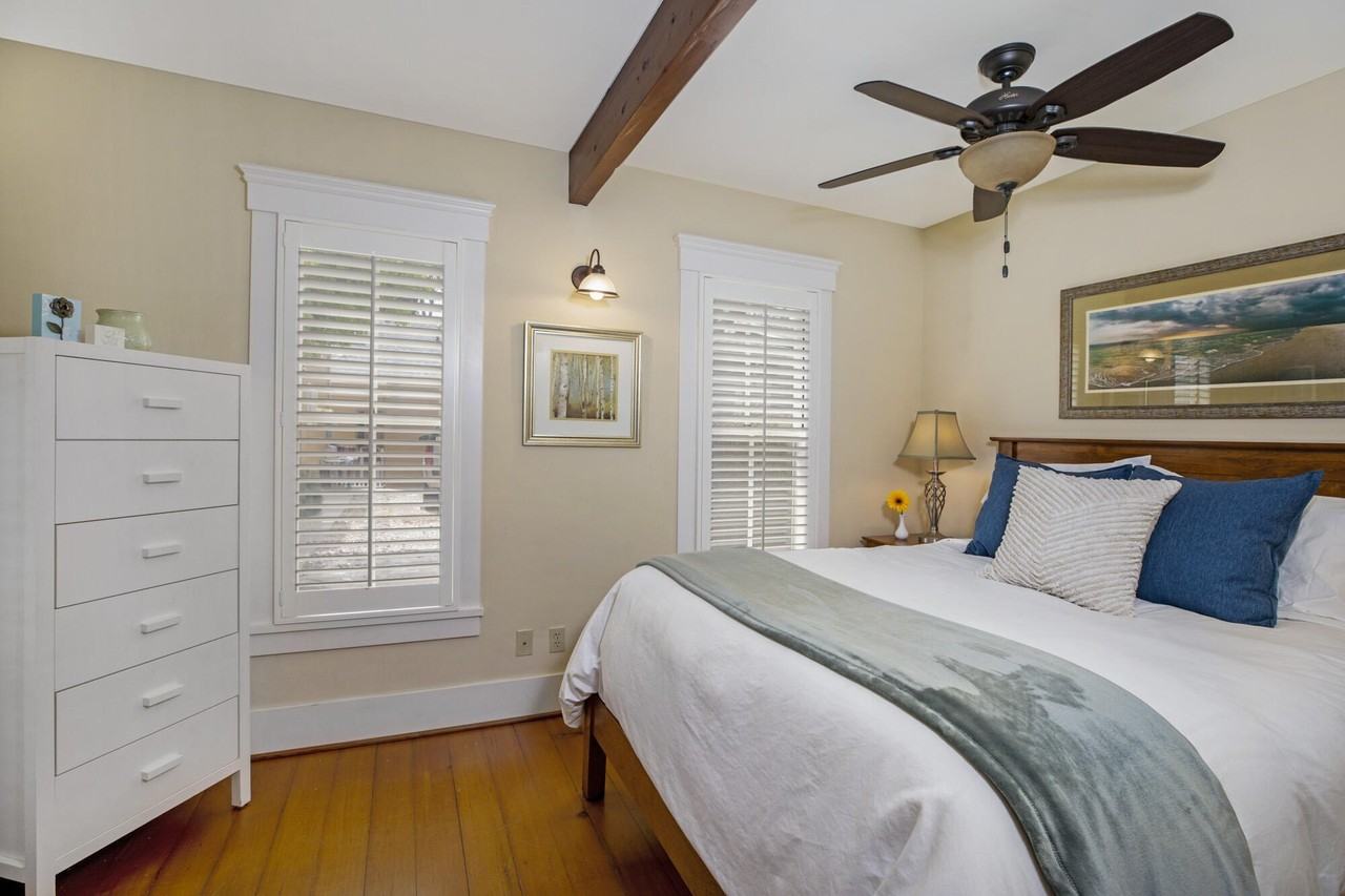 1132 Curley Ave - Photo 7 of 14