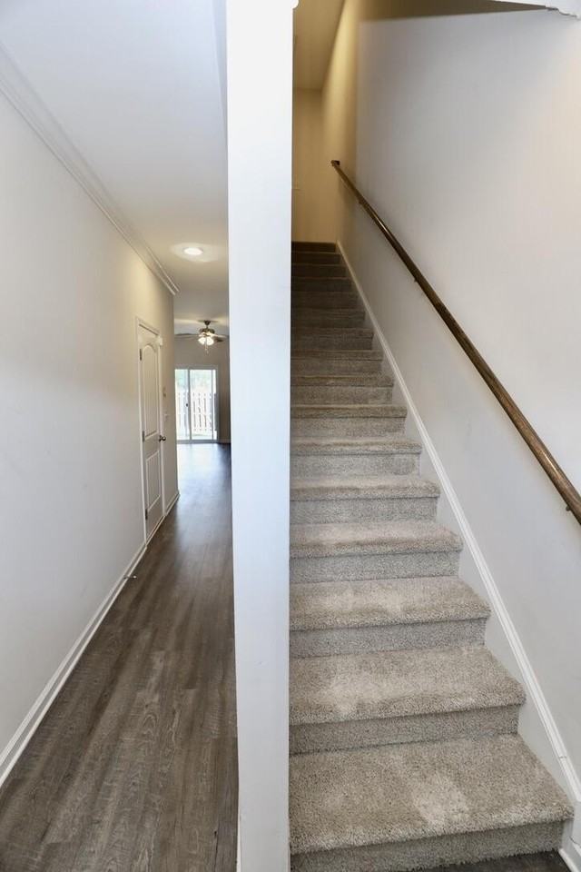 2943 Old Field Rd - Photo 7 of 50