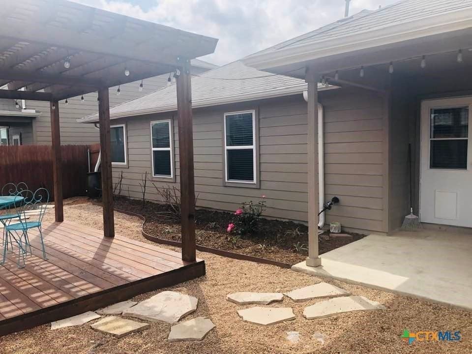 448 Mallow Dr - Photo 5 of 38