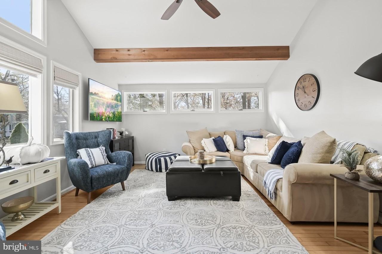 4706 Frederick Ave - Photo 6 of 50