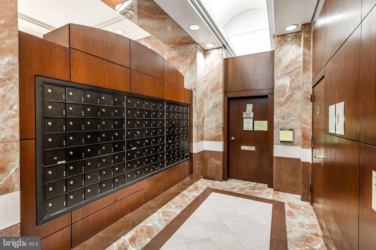 4801 Fairmont Ave Apt 713 #713 - Photo 4 of 18