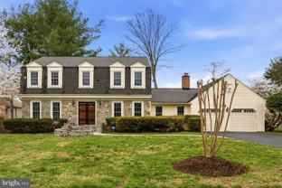 7520 Royal Dominion Dr - Photo 1 of 1