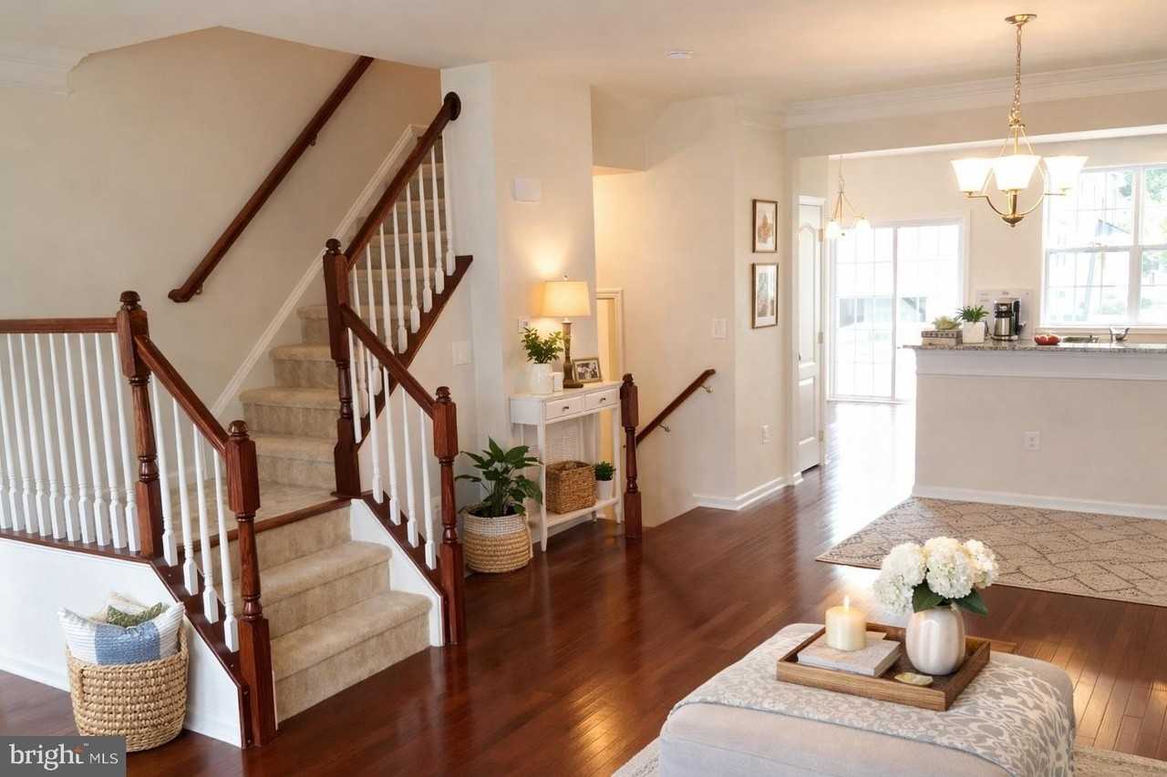 23109 Dunlop Heights Ter - Photo 4 of 24