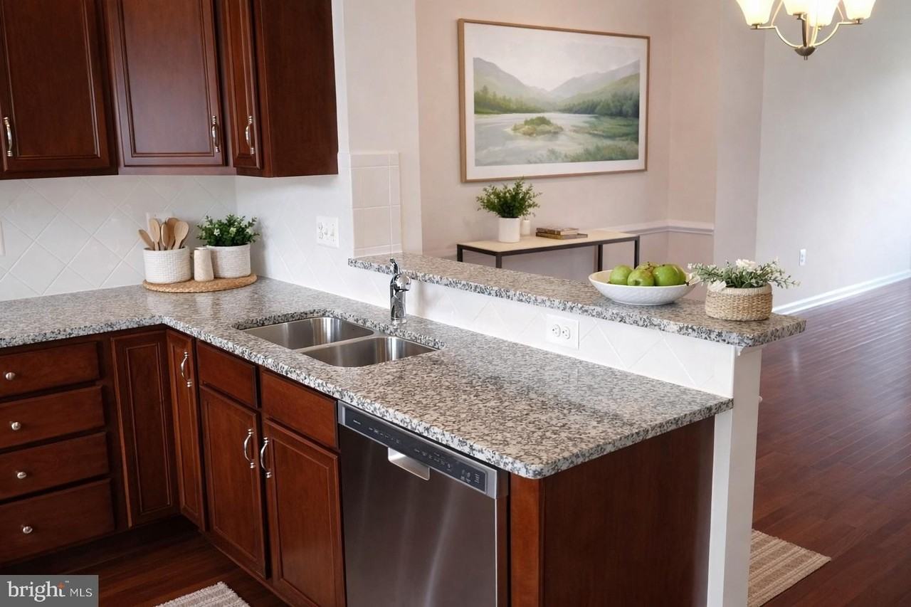 23109 Dunlop Heights Ter - Photo 7 of 24