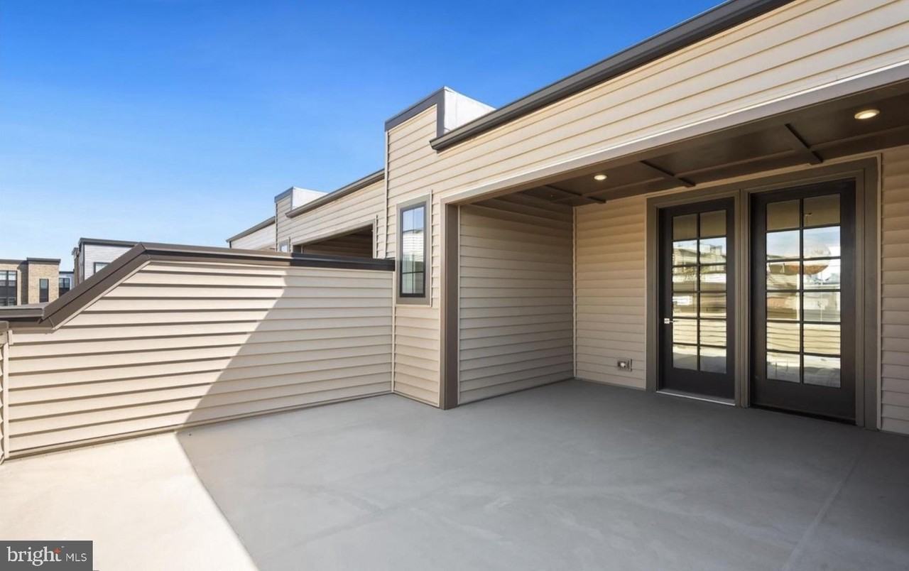 22143 Penelope Heights Ter - Photo 3 of 43