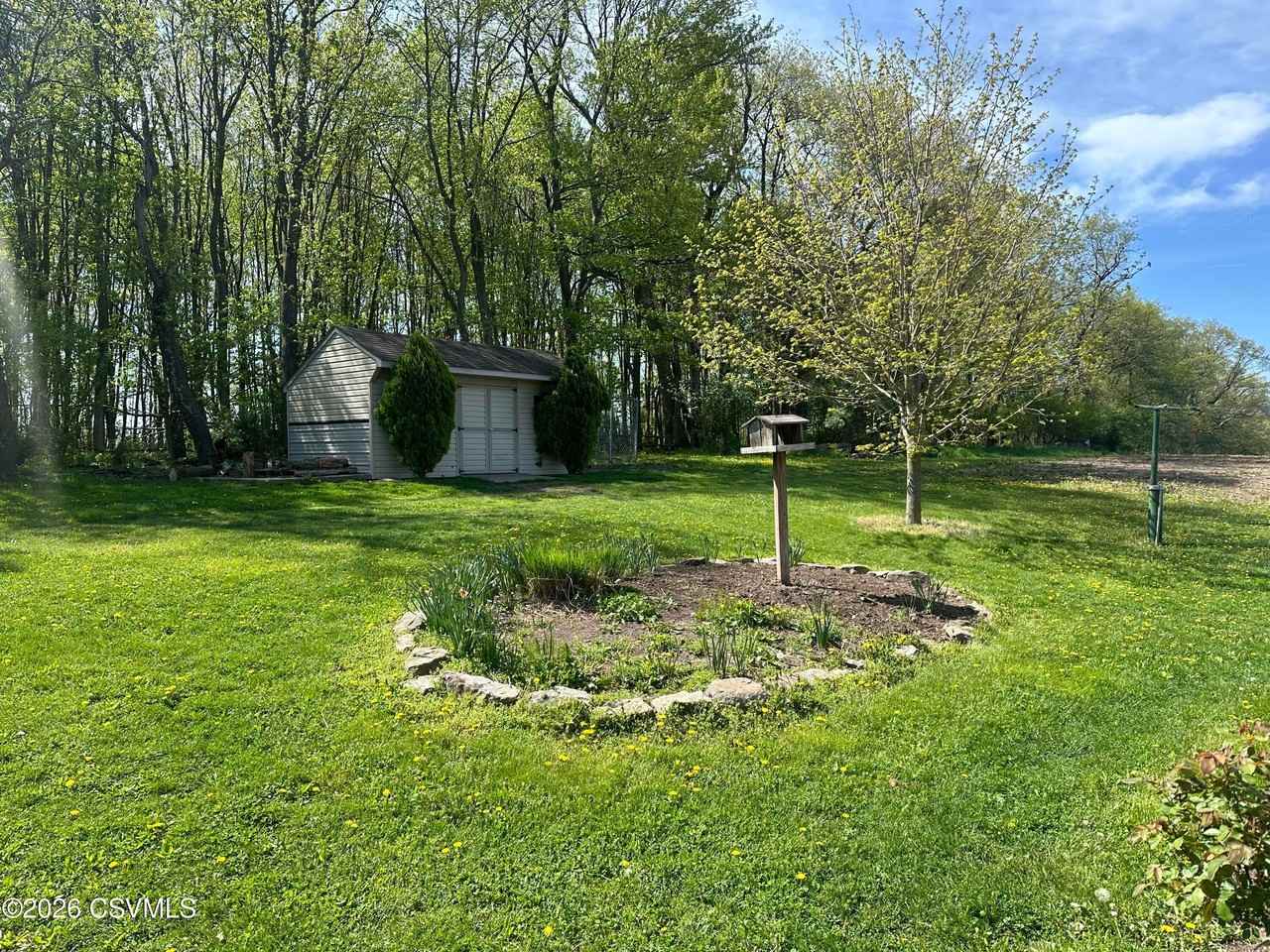 2154 Hollow Rd - Photo 7 of 19