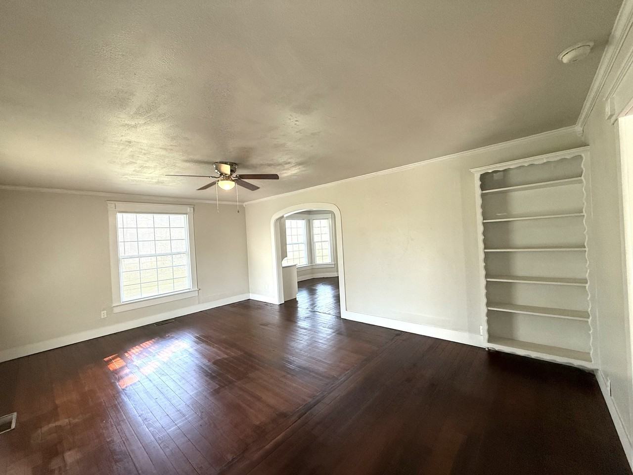 524 Carter St Se #1 - Photo 3 of 13